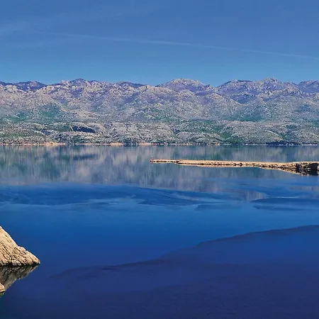 1 Bedroom Beautiful In Pag *